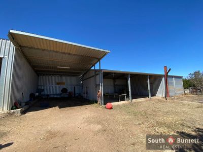 327 East Nanango Grindstone Road, Glan Devon