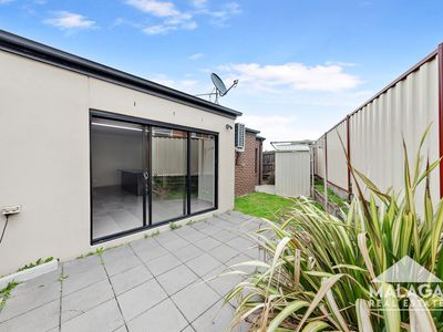 3 / 4 Andrew Road, St Albans