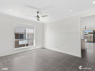 5 Apple Berry Avenue, Coomera