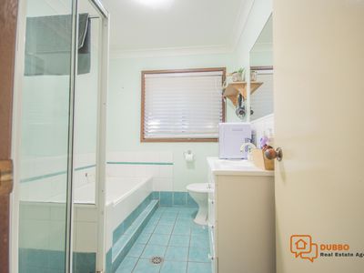 16 Wills Street, Dubbo