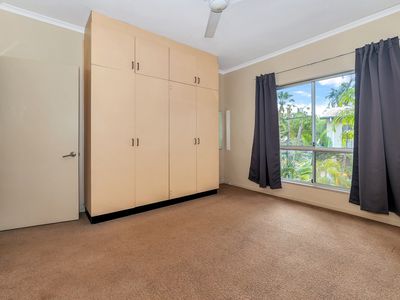 10 Calandrinia Court, Moulden