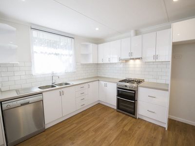 39 Martindale Cres, Seymour