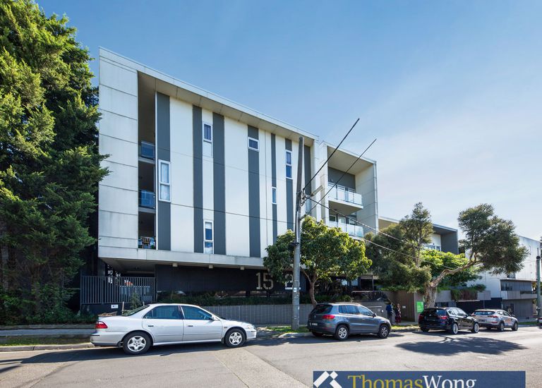 213 / 15-21 Harrow Street, Box Hill