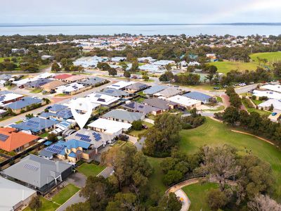 14 Santalum Crcs, Halls Head