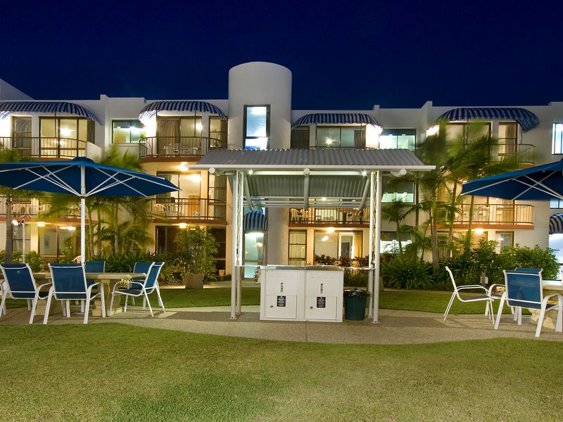 Headland Tropicana Resort