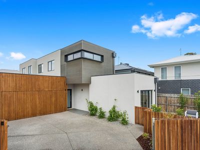 8 Saint Albans Road, East Geelong