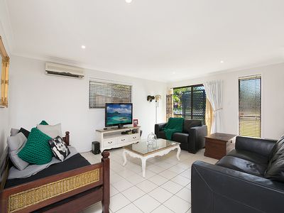 38 BARBARALLA DR, Springwood