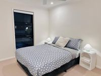 18 Mayfair Lane, Hope Island