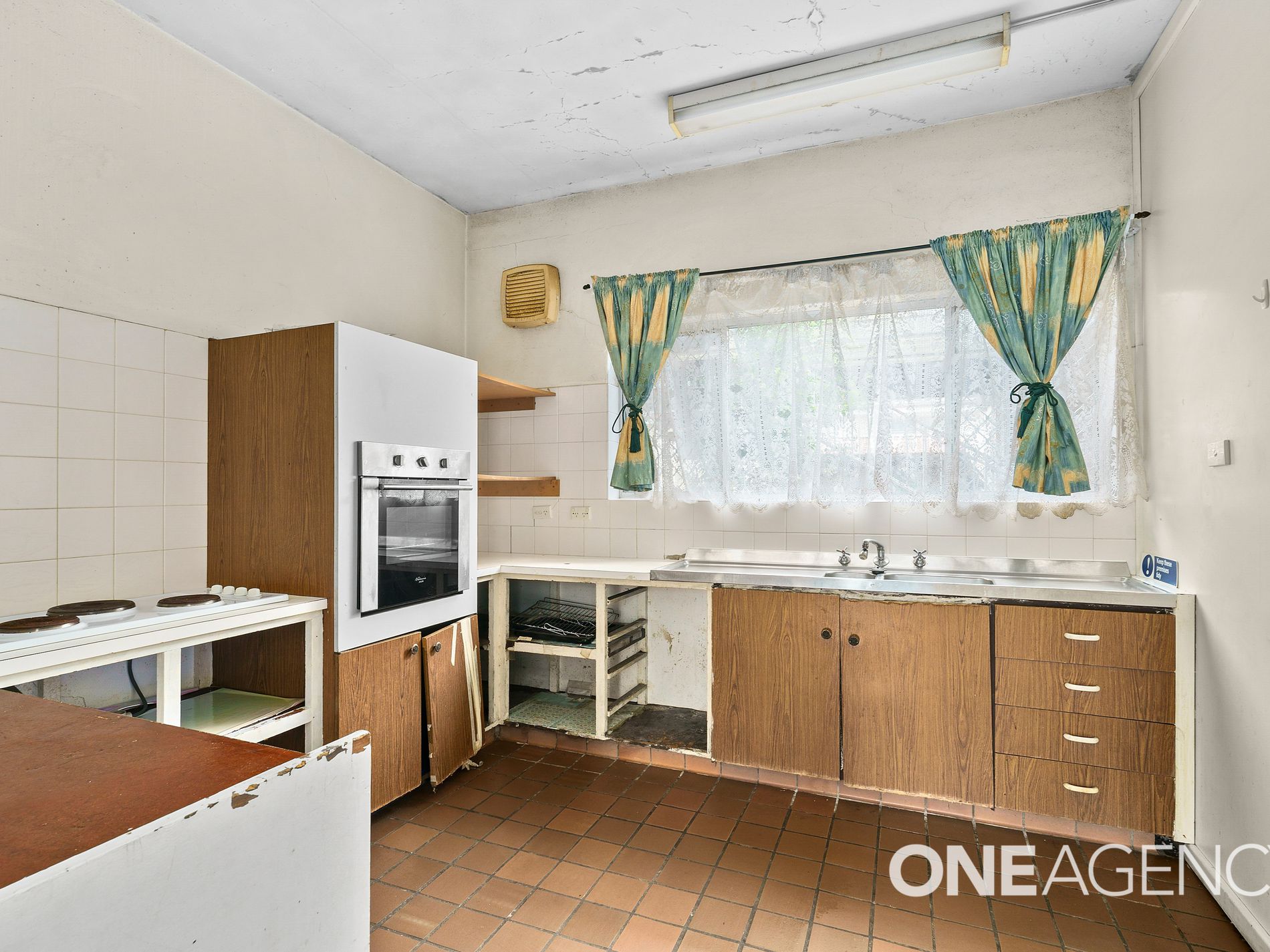 5 / 5 Fegen Street, Huskisson