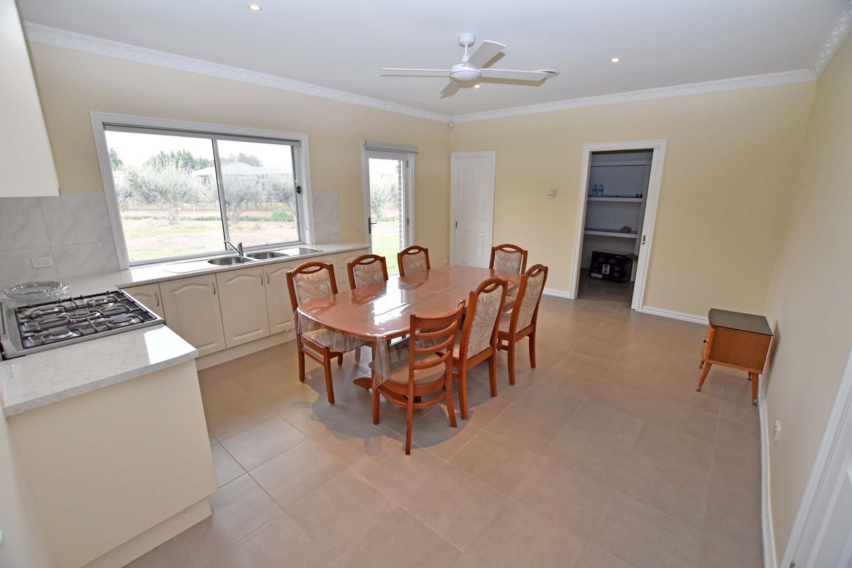 2 Jenmar Drive, Kyabram