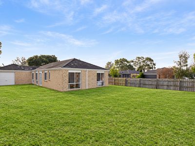 1 Seaspray Ct, Hastings