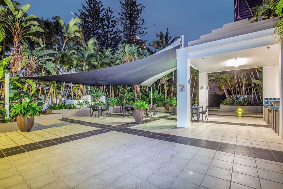 905 / 2865 Gold Coast Highway, Surfers Paradise
