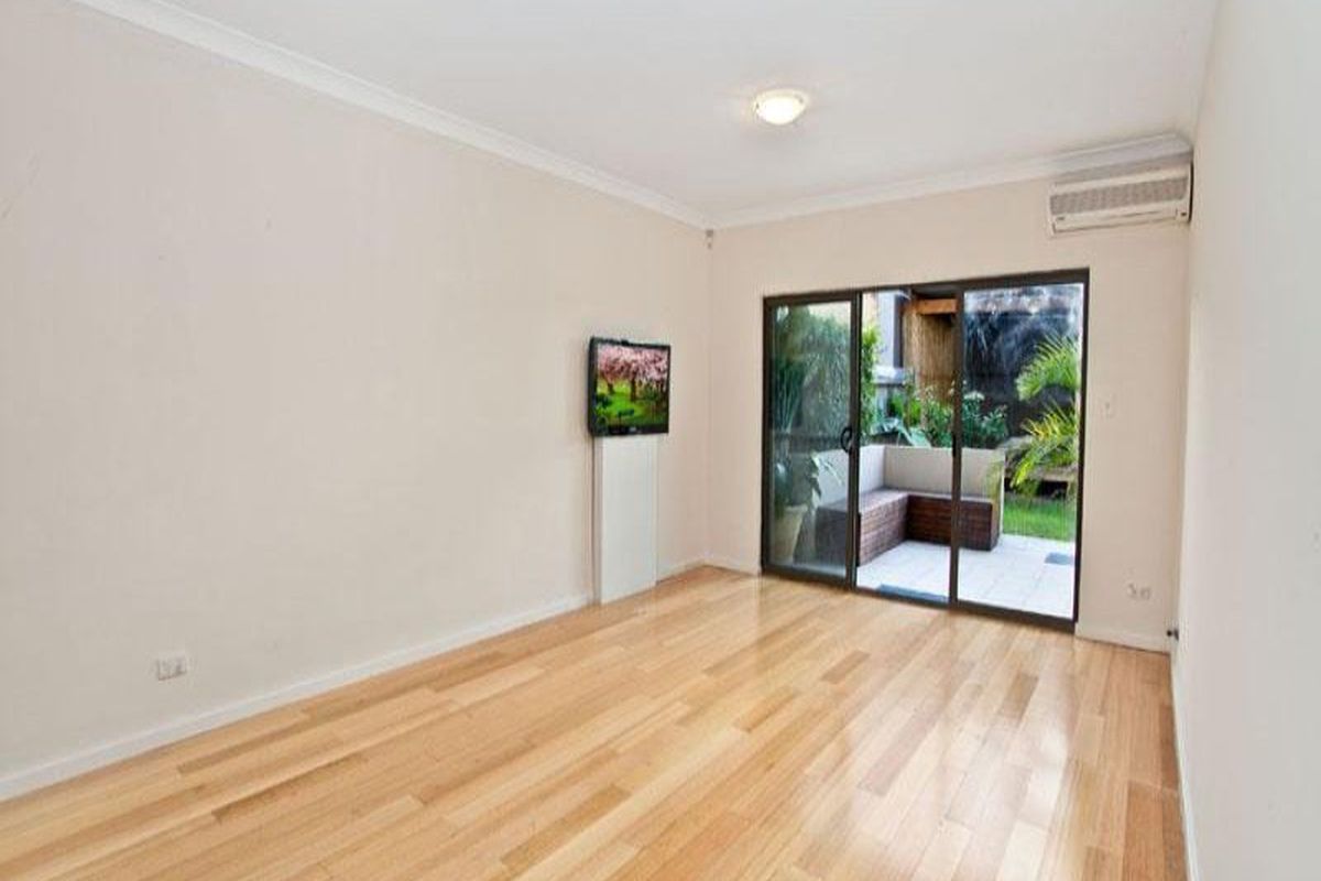 9-17 Eastbourne Road, Homebush West