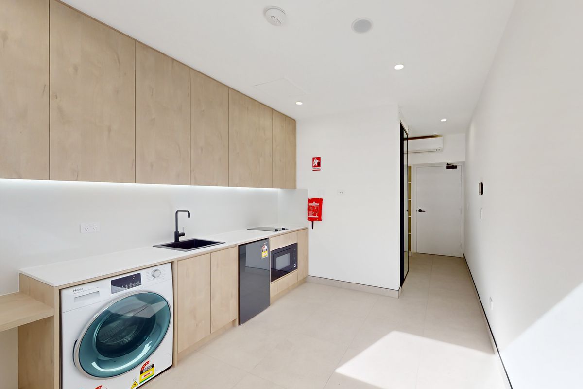 9 / 27 Allison Road, Guildford