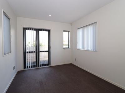 73 Tribute Loop, Takanini