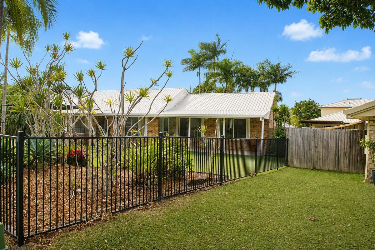 15 Woolumba Street, Tewantin
