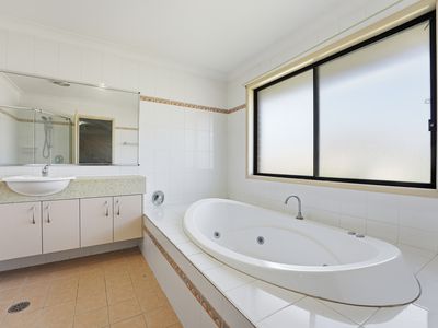 18 Messina Circuit, Prestons