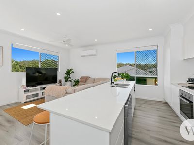 17 Solar Circuit, Spring Mountain