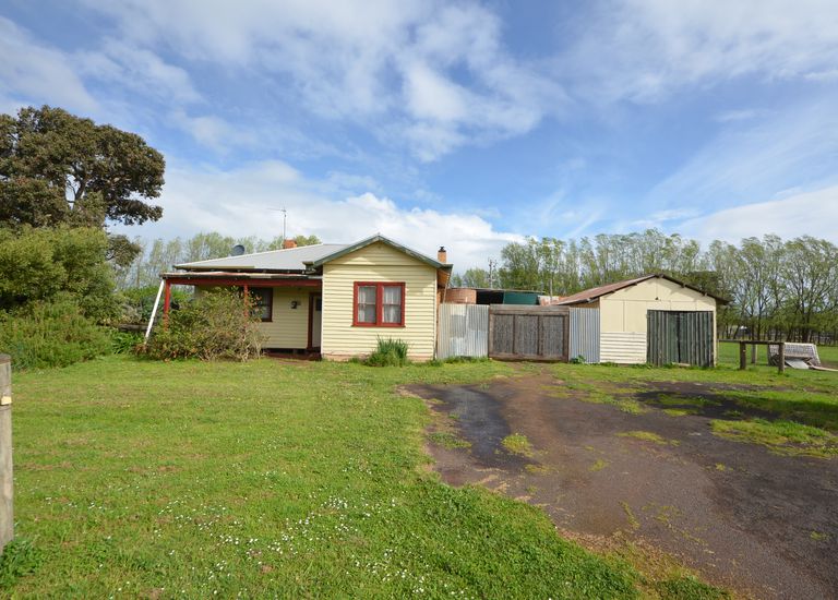 1473 Portland-Nelson Road, Portland