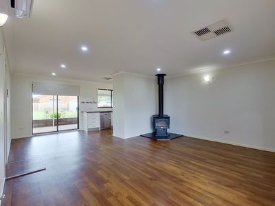 16 Bellbird Way, Dubbo