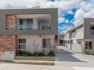 7/33 Grenville Street, Tuart Hill