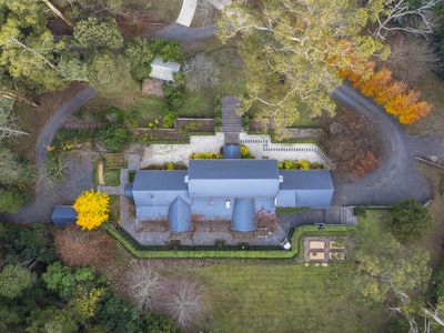 26 Douglas Road, Mount Macedon