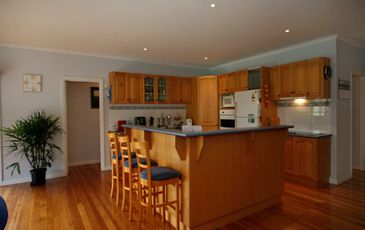 25-27 Grant Court, Beaconsfield Upper