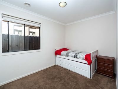 10 Sahara Way, Truganina