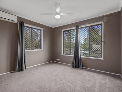 5 / 4 Arac Street, Woodridge