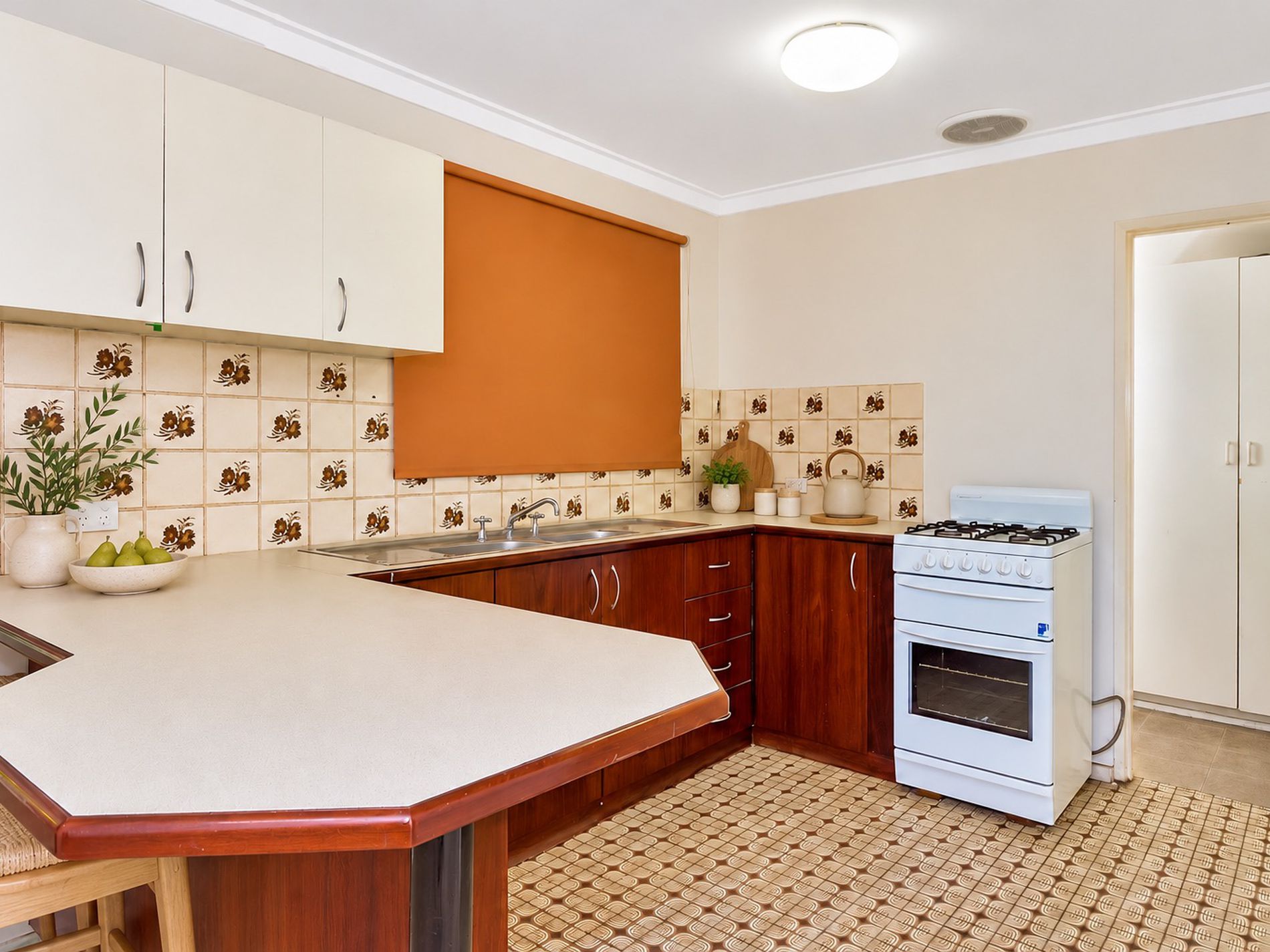 52 Charles Street, Midland
