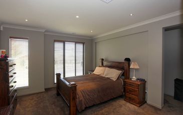 18 Carlisle Drive, Beaconsfield
