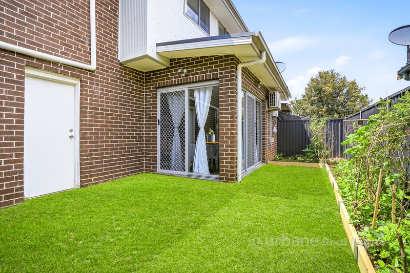 2 / 74 Irwin Street, Werrington