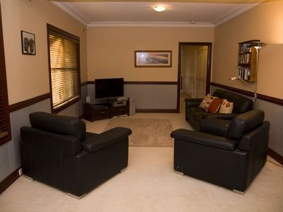 21 Meek Street, Dubbo