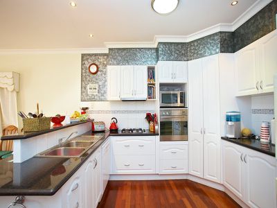 11 Chisholm Place, Wyndham Vale