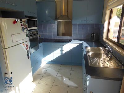 11 Severn Court, Rochedale South