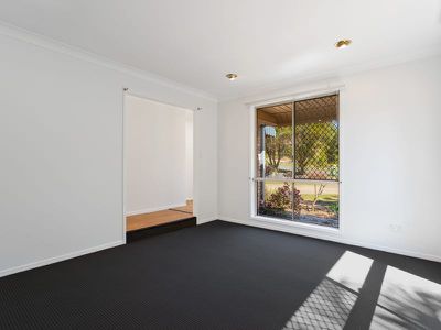 2 Wendy Court, Rochedale South