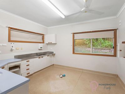 31 EDGERTON, Sundown