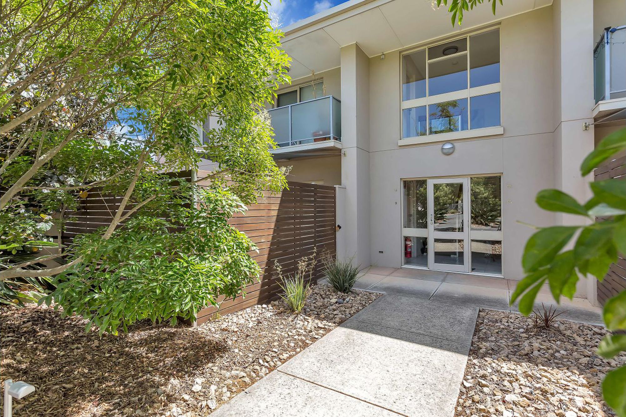 9 / 7-9 L'Estrange Street, Glenside
