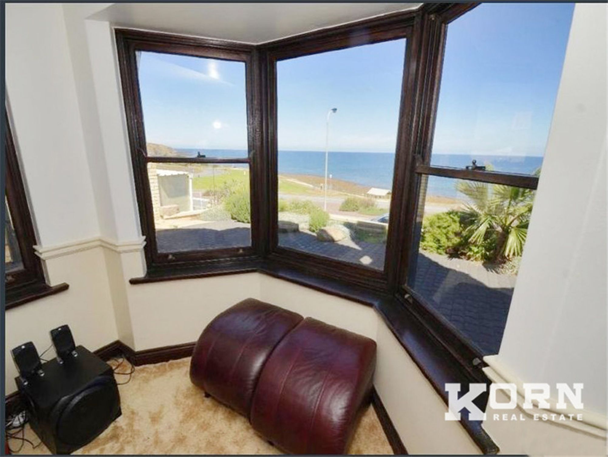 8 Heron Way, Hallett Cove