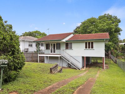 16 Wendover Street, Keperra