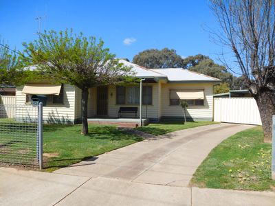 14 Mackellar Crescent, Mooroopna