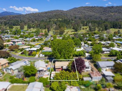 17 Simmonds Street, Mount Beauty