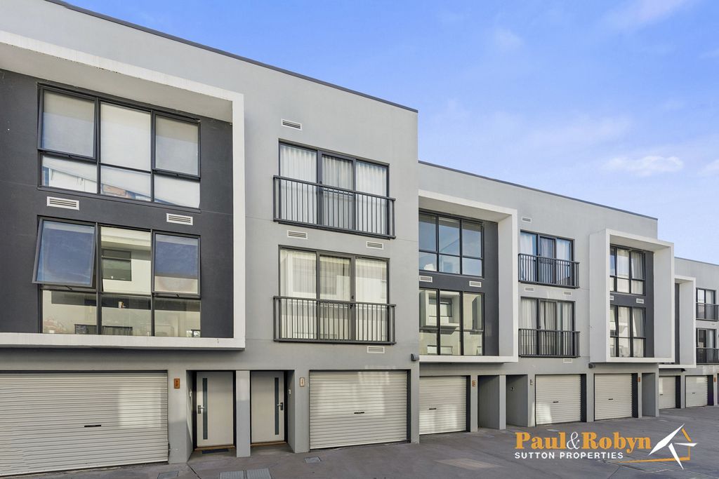 11 / 128 Easty Street, Phillip