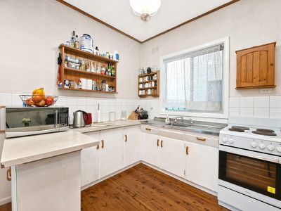 3 Maclaurin Street, East Hills