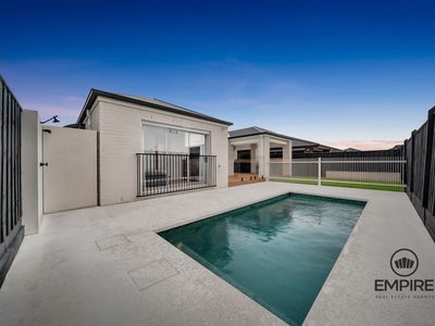 16 Berrenda Street, Clyde North