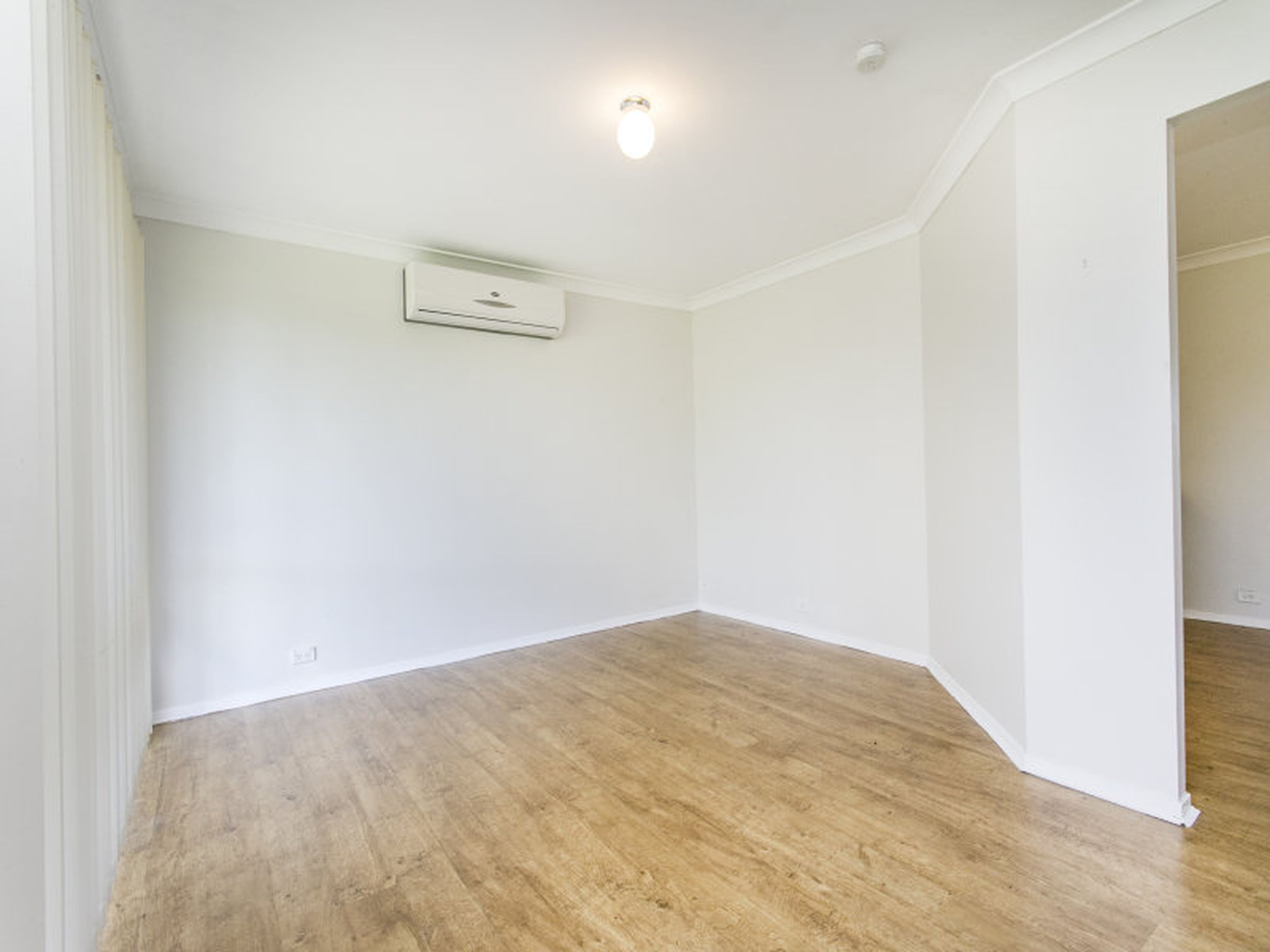 9 Sandpiper Crescent , CLAREMONT MEADOWS