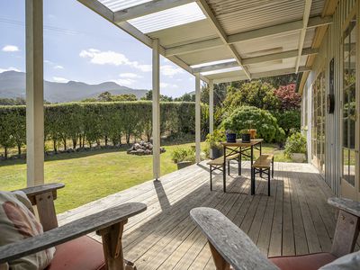 114 Gums Road, Mountain River