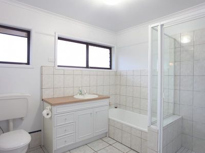 11A Westmoreland Boulevard, Springwood