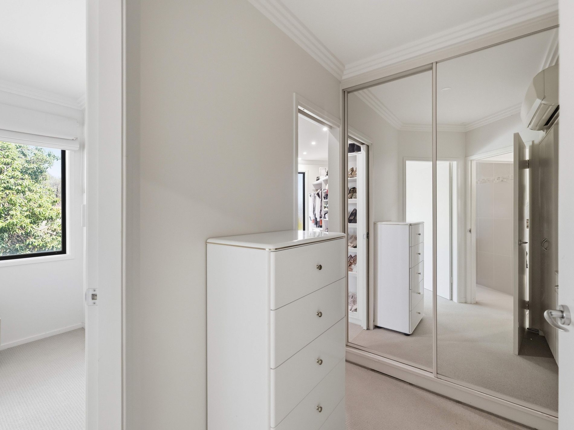 16 Bella Vista Drive, Lake Wyangan