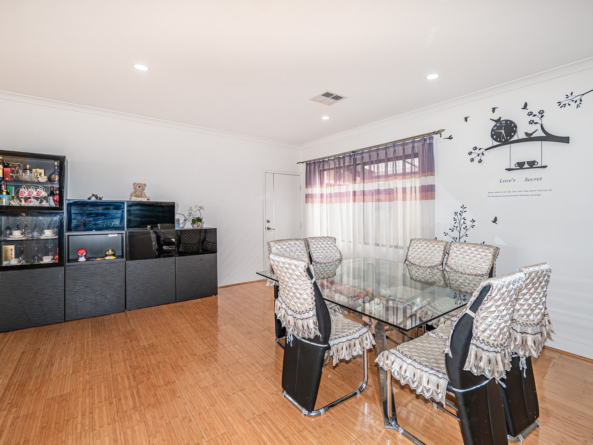 2 Jesmond Lane, Success